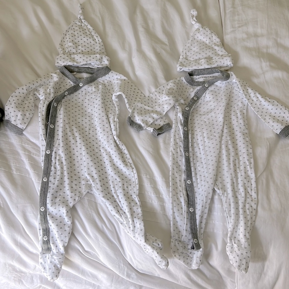 BURTS BEES BABY for newborn twins matching onesie with hats